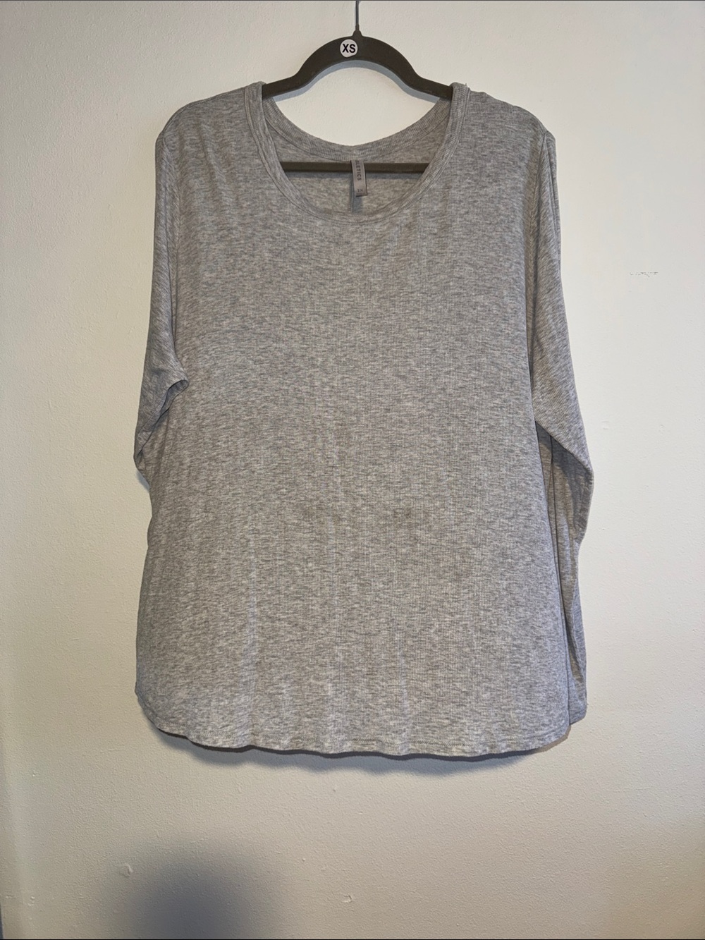 Fabletics Heather Gray Long Sleeve Tee, Size 3X